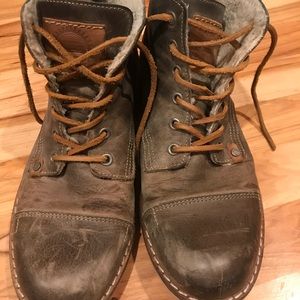Men’s Bull Boxer Boots, size 8